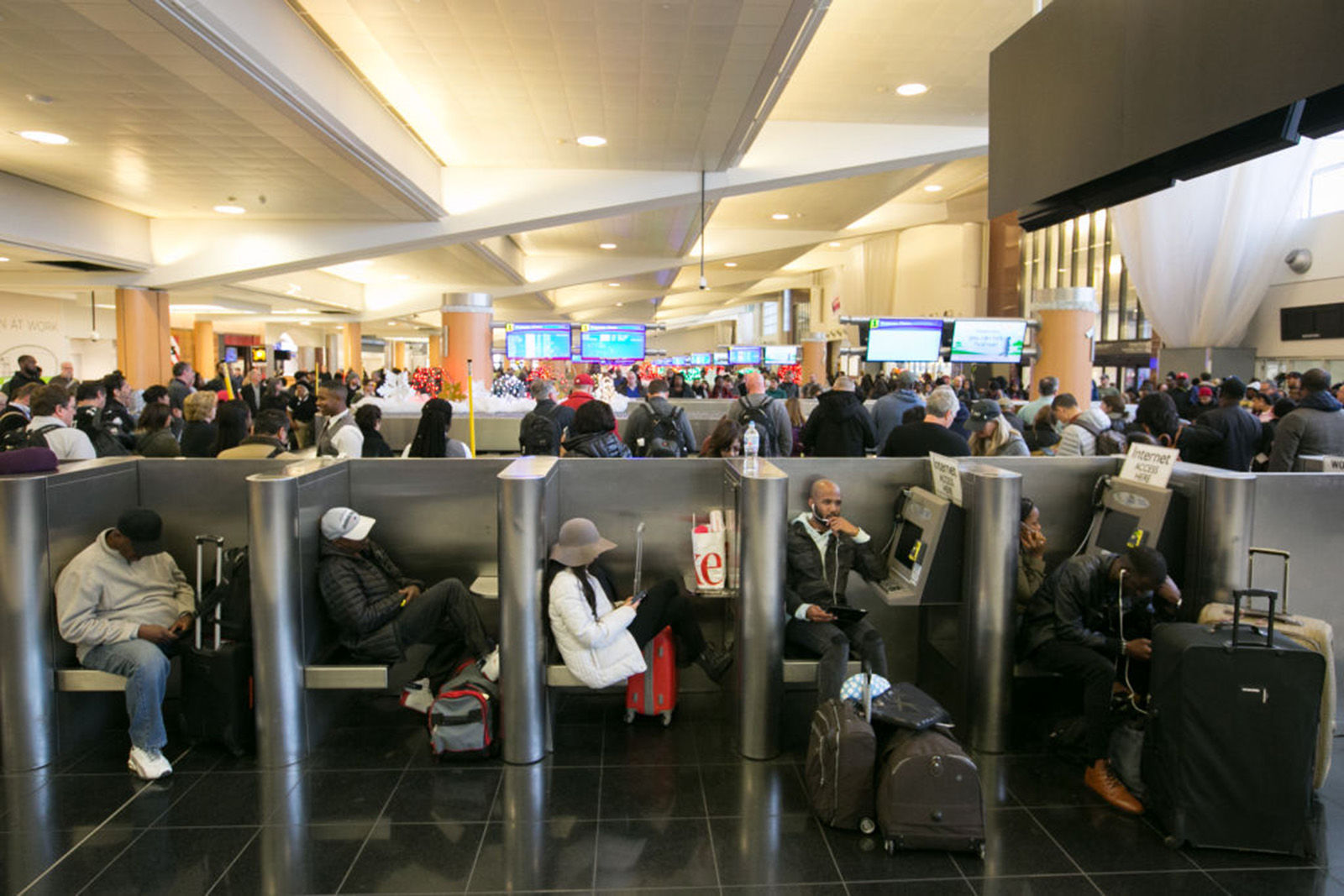 2. Hartsfield-Jackson Atlanta International Airport